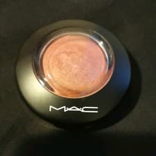 Image of MAC Mineralize Blush in shade Love Thing. Tried once