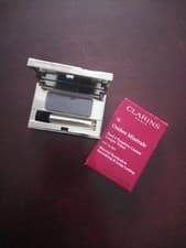 Image of Clarins Ombre Minerale Wet & Dry Eyeshadow 16 Vibrant Violet