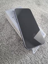 Image of Google Pixel 10 Pro 5G 6.3'' Smartphone 128GB Unlocked SIM-Free - Moonstone A