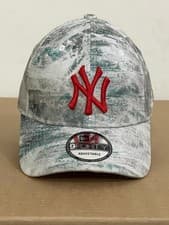Image of Men Women Unisex New Era NY Yankees Team Contrast 9Forty RED Adjustable-LE