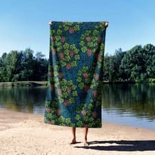 Image of William Morris Towel Classic Floral Pattern Design – 3 Elegant Style Options