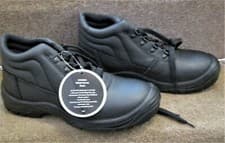 Image of SUPERTOUCH CHUKKA BLACK LEATHER SAFETY BOOTS NEW WITH TAGS SIZE 8