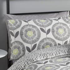 Image of Design Studio Ada 200TC Duvet Cover Set - Modern Chevron Pattern in Charcoal