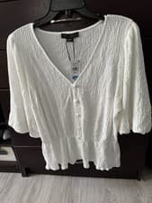 Image of Sanctuary Ladies Blouse Vneck Puff Sleeve White 1X