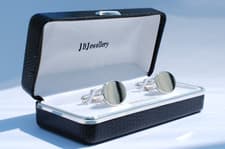 Image of Sterling Silver Hallmarked Plain Oval Cufflinks 19mm x 13mm in Presentation box.