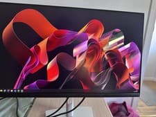 Image of Dell P2423DE 24-inch USB-C Monitor LED QHD 2560x1440