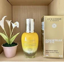 Image of Loccitane Immortelle Divine Serum 30ml - Brand New Unopened - Back in stock!