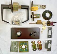 Image of FALCON LOCK Interconnected Grade 2 Lock H101 D 613