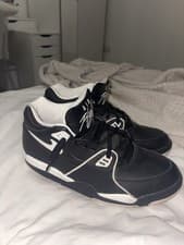Image of Nike Air Flights Size 9 with No Scratches Great Condition With Box