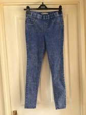 Image of NEW Blue distressed look tapered leg stretch Jeggings Size 10 By GEORGE
