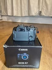 Image of Canon EOS R7 32.5MP Mirrorless Camera Body - Mint Condition - Boxed