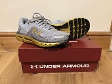 Image of Under Armour UA HOVR Infinite 2 UK Size 7.5 Grey & Gold
