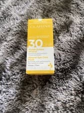 Image of Clarins Sun Care Mineral Fluid for Face SPF30 30ml, FULL SIZE, BOXED & SEALED