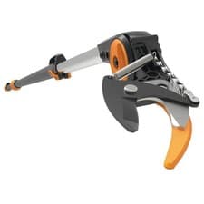 Image of Fiskars UPX86 PowerGear™ X Telescopic Tree Pruner