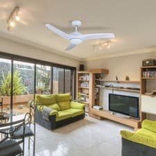 Image of V-TAC 52" LED Ceiling Fan DC Motor Silent 5-Speed Remote Glass Shade White