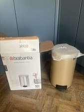 Image of Brabantia NewIcon Pedal Bin 12L (Metallic Gold) Soft-Closure marked on top