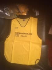 Image of Mitre Pro Training bib X 8 Yellow/ Black Small adult fits XS to Small NEW