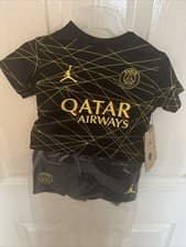 Image of PSG 2022/23 full fourth kit kit - baby 6-9 months (70-75cm)