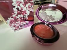 Image of MAC PEACHES AND CREAMS BLUSH