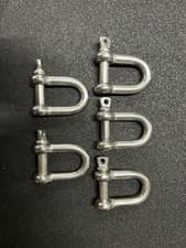 Image of 12mm Dee D Shackle A4 Marine Grade x5