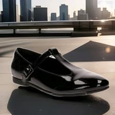 Image of Clarks "Selsey Fudge" Patent Leather Girls School Shoes  *FREEPOST* Youth UK1.5G