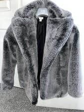 Image of Topshop Faux Fur Coat Size 6 Petite Thick And Warm, Fluffy, Cosy