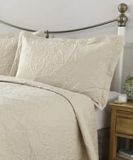 Image of Pinsonic Pattern Bedspread