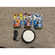 Image of Sealed bundle of skylanders and 502 portal of power