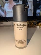 Image of Mac Studio Fix Fluid Foundation SPF15 30ml NC5 No Box New