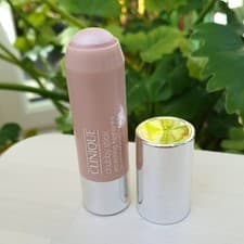 Image of Clinique Chubby Stick Sculpting Highlight 01 hefty Highlight 3.6g New unused