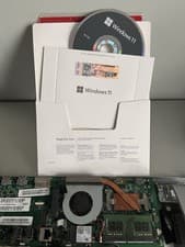 Image of win 11 pro dvd and Serial New And Factory Sealed