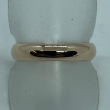 Image of 9ct Rose Gold 4mm D Shaped Wedding Band. Size R.  