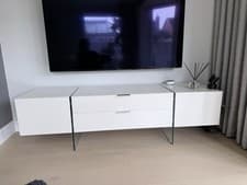 Image of Modern White TV/Media Unit - 160cm - Glass Supports - Contemporary Media Cabinet