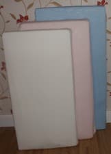 Image of 2 x FITTED COTBED /JUNIOR BED SHEETS 100% COTTON COT BED SHEETS / WHITE