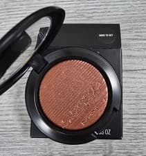 Image of MAC Extra Dimension Blush | Hard to Get | 4g/0.14oz | New Boxed 💯 Authentic