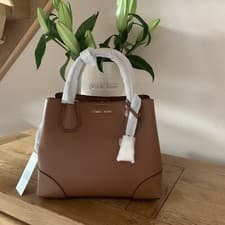 Image of Michael Kors Mercer Gallery Small Centre Zip Satchel in Luggage