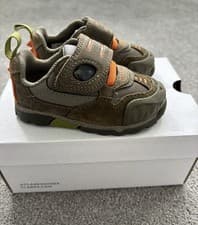 Image of Clarks Toddlers Steggy2 See Suede Trainers - 4F - BNWT