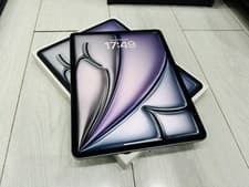 Image of Apple iPad Air 13" 2025 M3 - 128GB WiFi & Cellular 5G - Unlocked - Space Grey