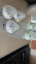 Image of Tomme Tippee anticolic Bottles, White And Green Colour