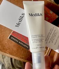 Image of Medik 8 Full-size Advanced Age-Defying Rich Day Moisturiser SPF 50ml Box Damage