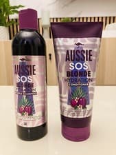 Image of Aussie SOS Blonde Hydration Shampoo & Conditioner Set