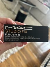 Image of Mac Studio Fix Fluid SPF 15 30ml NC38 30ml New & Boxed
