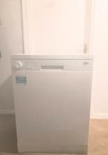 Image of Beko Dishwasher White Free Standing Refurb used Preowned