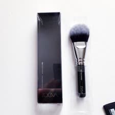 Image of Zoeva 108 Face Finish Powder Brush in Black Limited Edition Brand New in Box
