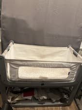 Image of Snuzpod 4 Bedside Crib In Dove Grey *New With Tiny Marks See Description*