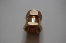 Image of 8mm/10mm compression elbow brass microbore pipe/copper pipe coupler/tee/stopend