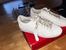 Image of PUMA Men's Classic Team Regal Red and White Suede Trainers UK Size 7