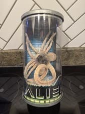 Image of Alien Resurrection Facehugger - Kenner 1997 - Rare New Sealed - Pose-able Tail