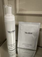 Image of Medik8 Professional Calmwise Cleanser & FREE medik8 Bio Cellulose Mask