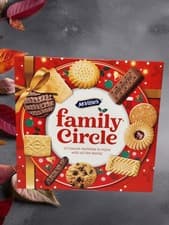 Image of McVitie’s Family Circle Biscuit Selection 400g – Festive Treat Gift Box